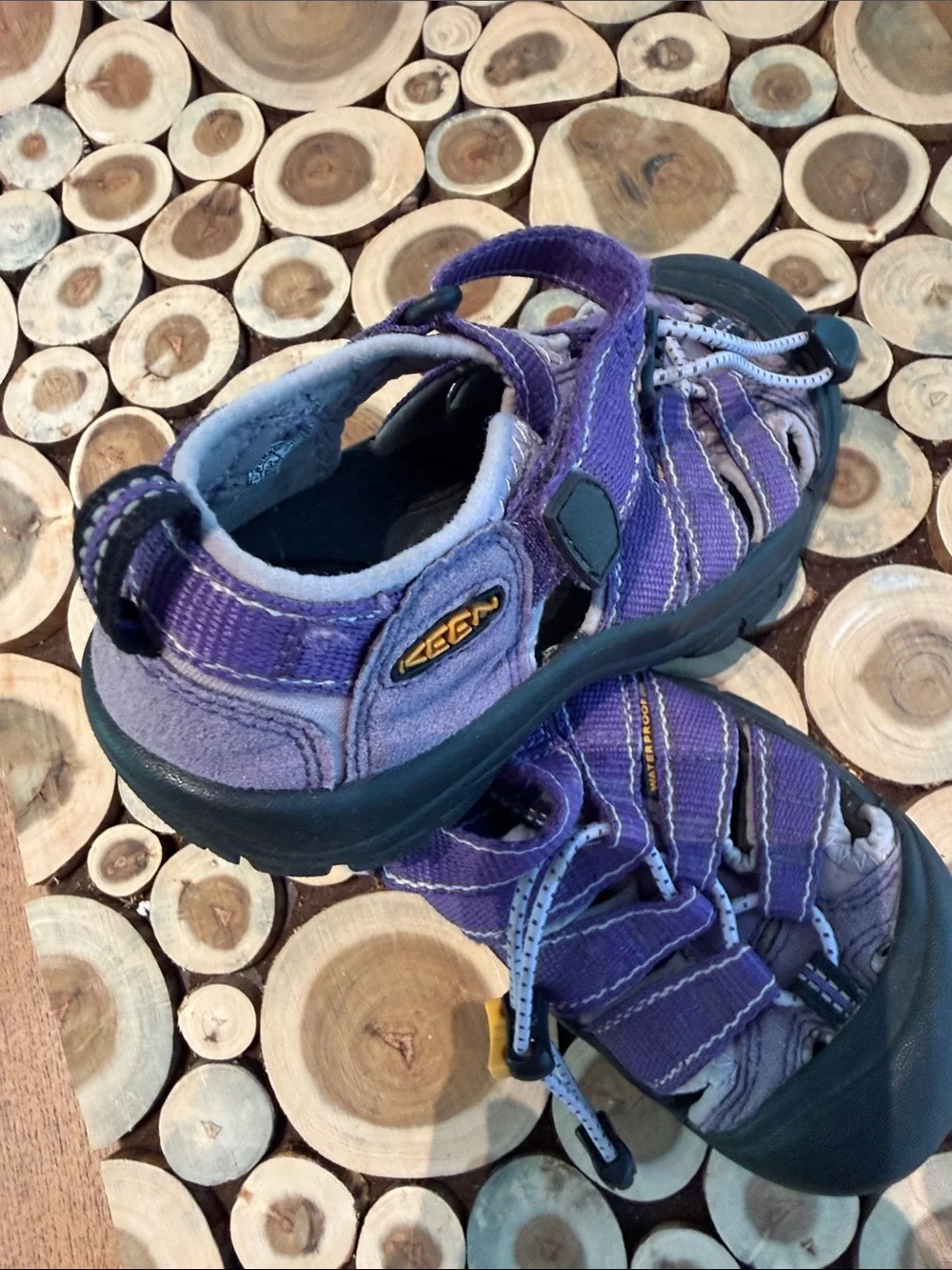 KEEN Girls Sandals  - Meant to get Wet